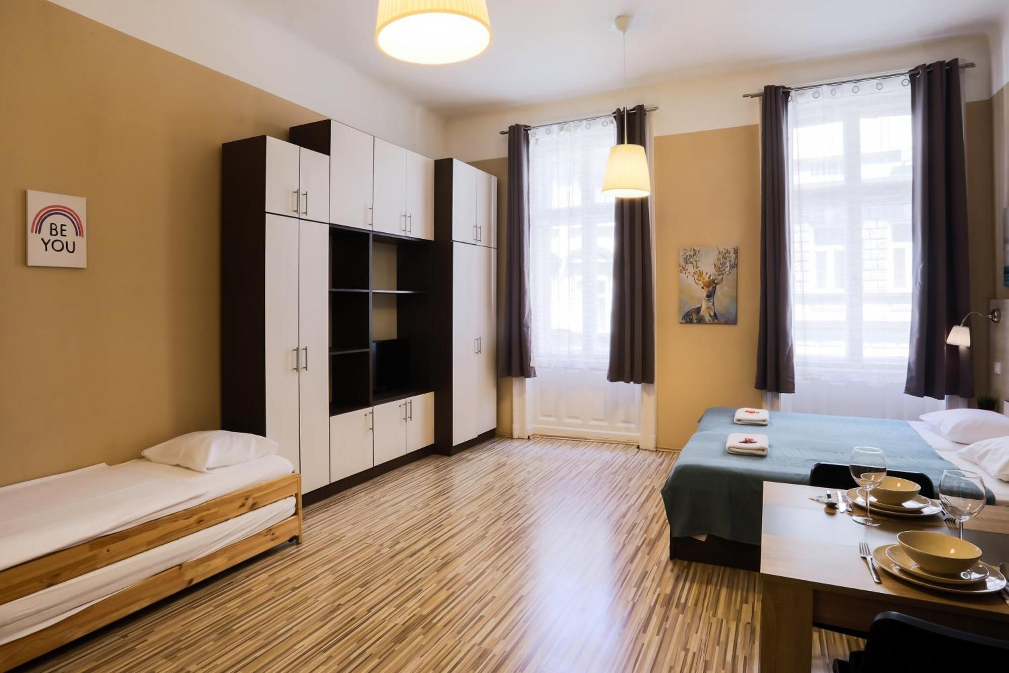 East Station Apartments Budapest Eksteriør billede